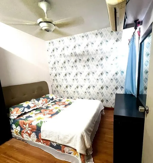 Homestay Bandar Sunway Near Sunway Lagoon Petaling Jaya Apartment